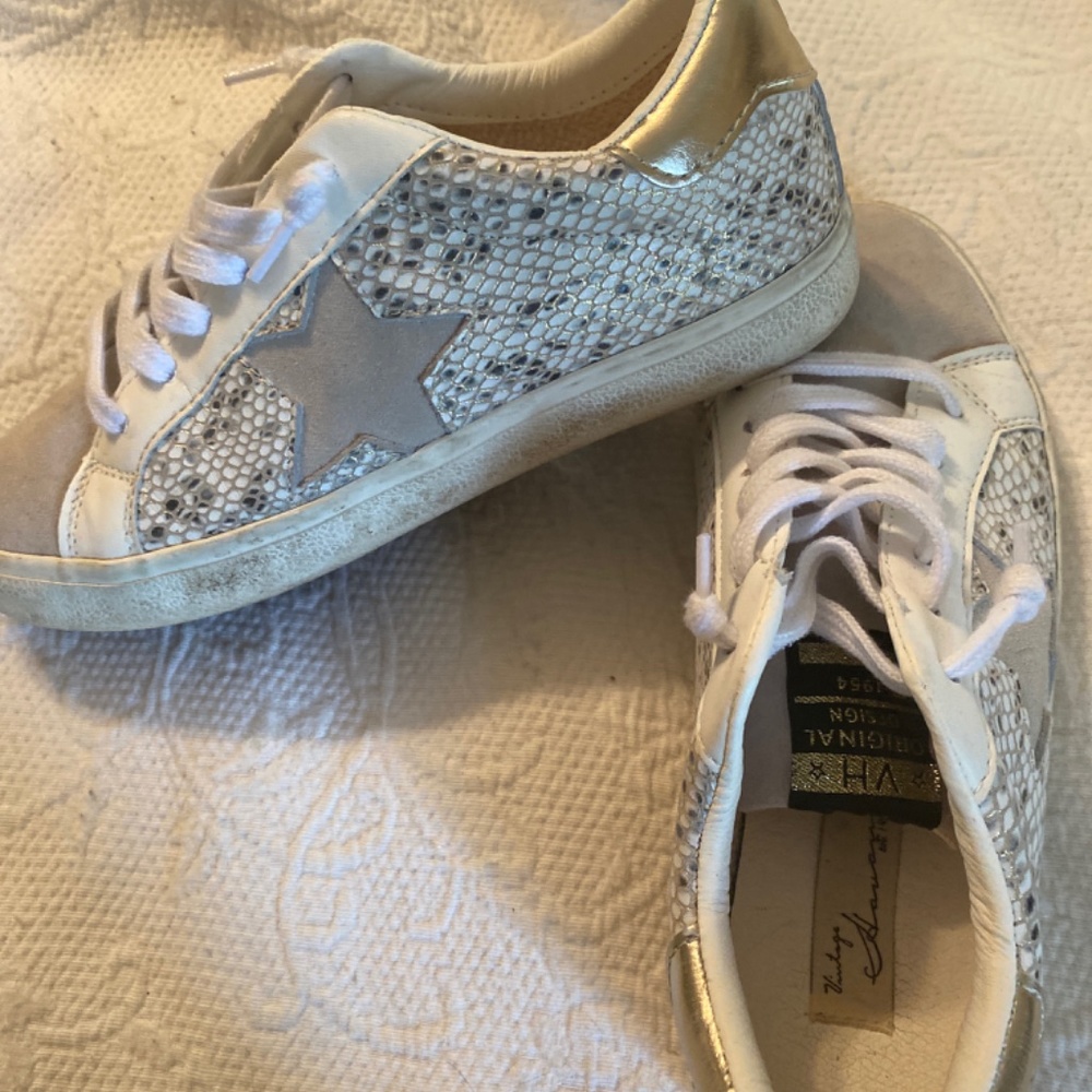 Shoes - Picture 2 of 2